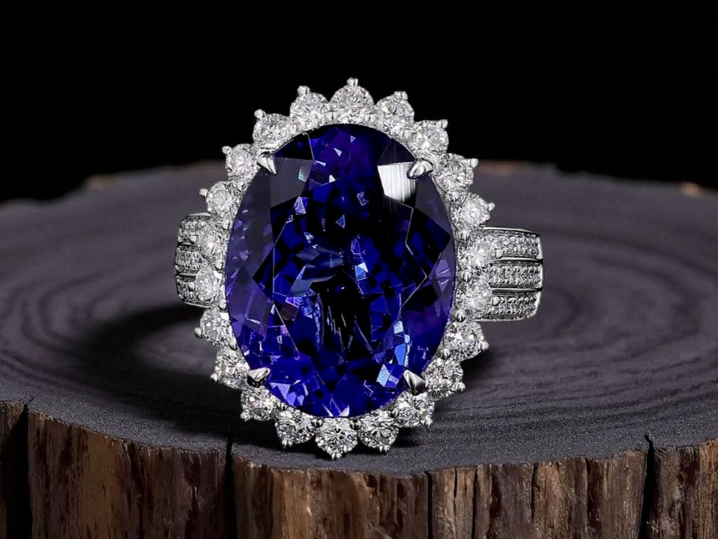 Avellino (13.50 cts.) Tanzanite and Natural Diamonds Ring (with 18K White Gold) -R3955