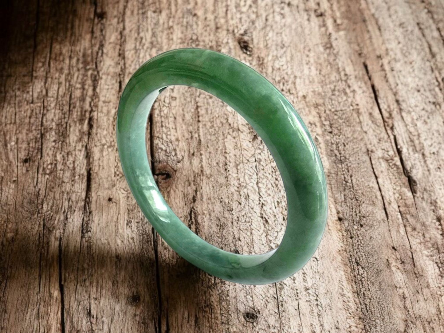 Earth's (MADE IN JAPAN) Burmese Green A-Jade Round Bangle Bracelet - Certified 08823