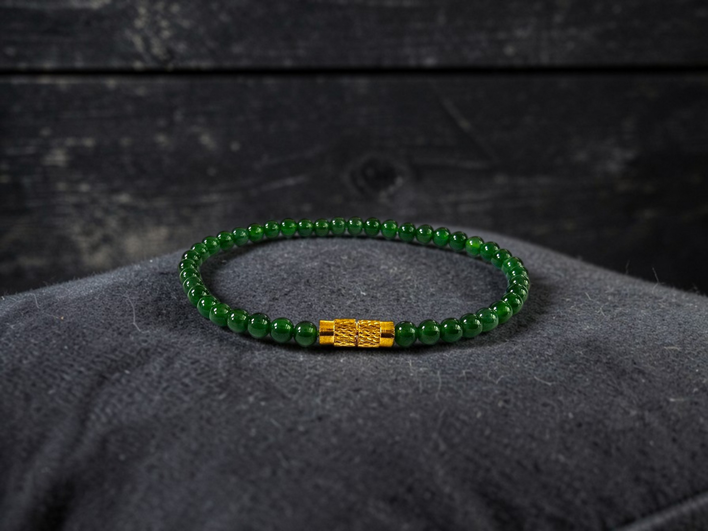 Certified Imperial Japanese Green Burmese A-Jade Beaded Bracelet (MADE IN JAPAN) (4 mm Each x 43 beads) 05042 (With Sterling Silver 925)