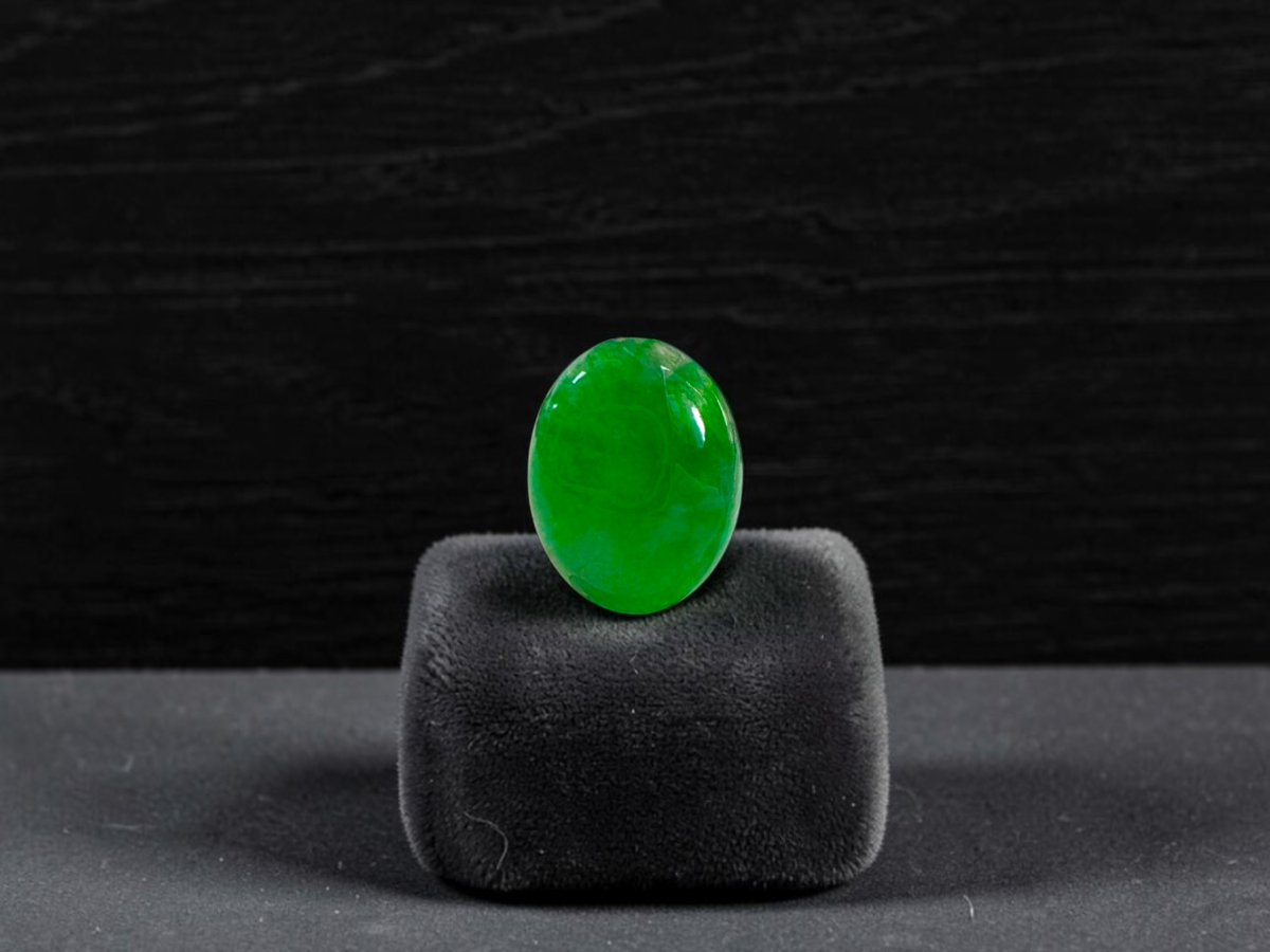 Certified MADE IN JAPAN 1.853 cts. Bright Vivid Spring Green Burmese A-Jadeite Oval Cabochon Loose Stone LS98