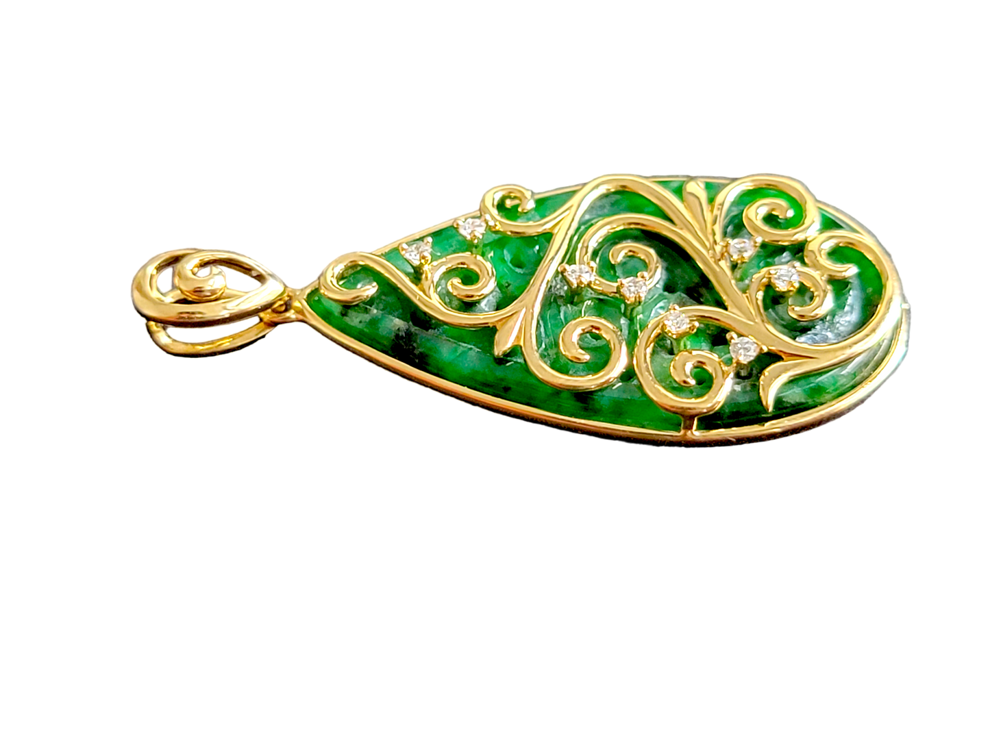 巴比倫花園認證耳環和吊墜套裝(手工雕刻緬甸 A 級翡翠、18K 黃金和白鑽石)