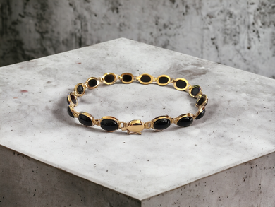 Tibetan Black Onyx Bracelet (with 14K Yellow Gold)