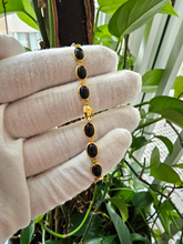 Load image into Gallery viewer, Tibetan Black Onyx Bracelet (with 14K Yellow Gold)