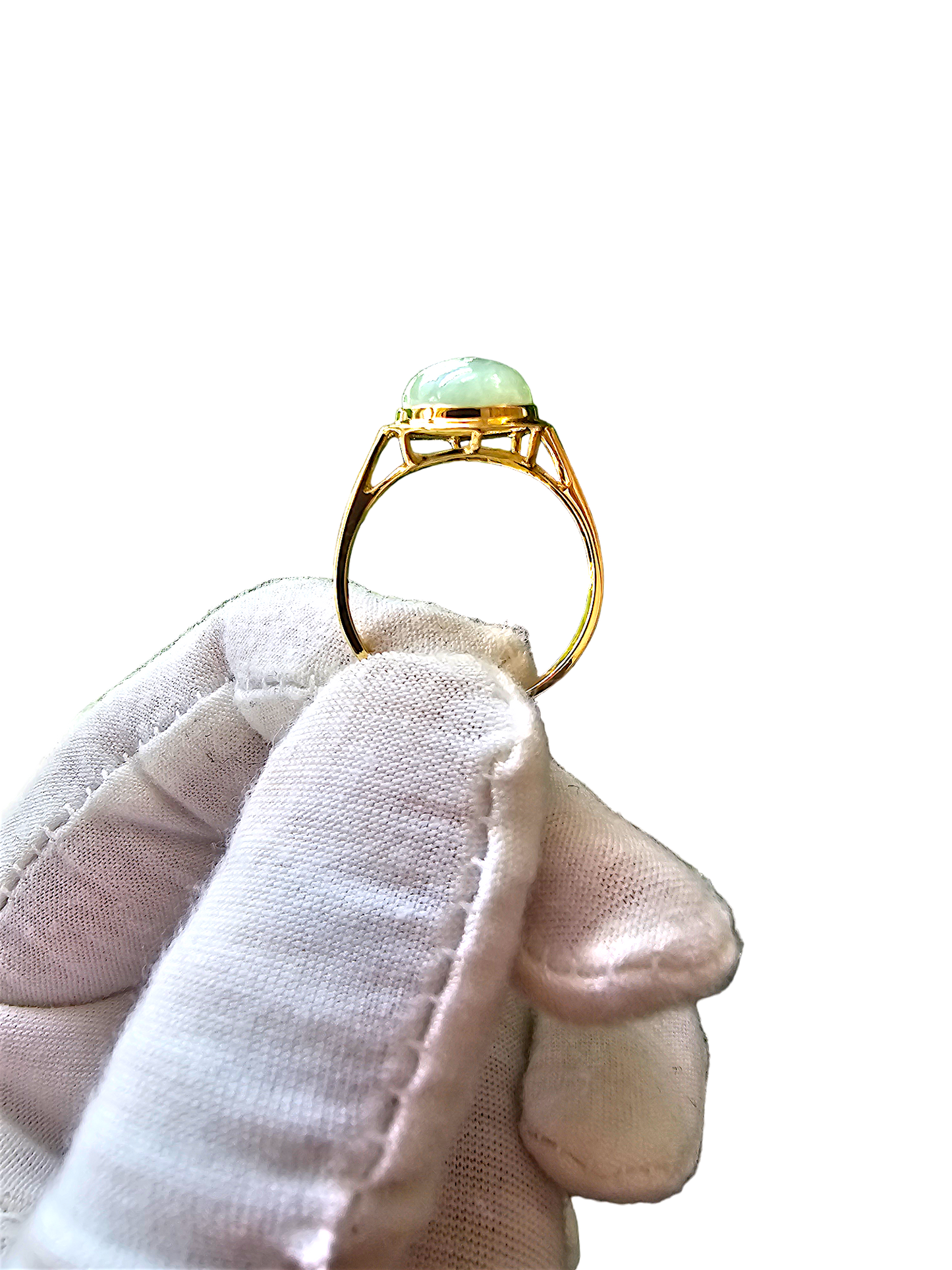 Ming Burmese A-Jade Ring (with 14K Yellow Gold)