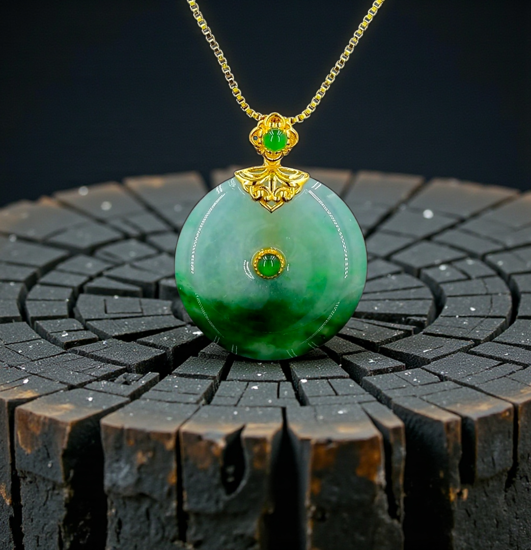 Emperors' Round Burmese A-Jadeite 21.00 mm Donut Pendant (with 18K Yellow Gold) - Certified - V11
