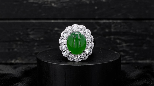 Shinshiro MADE IN JAPAN 6.88 cts. Certified Intense Icy Green Burmese A-Jadeite Ring (with 18K White Gold and White Diamonds) Size US7 - R27