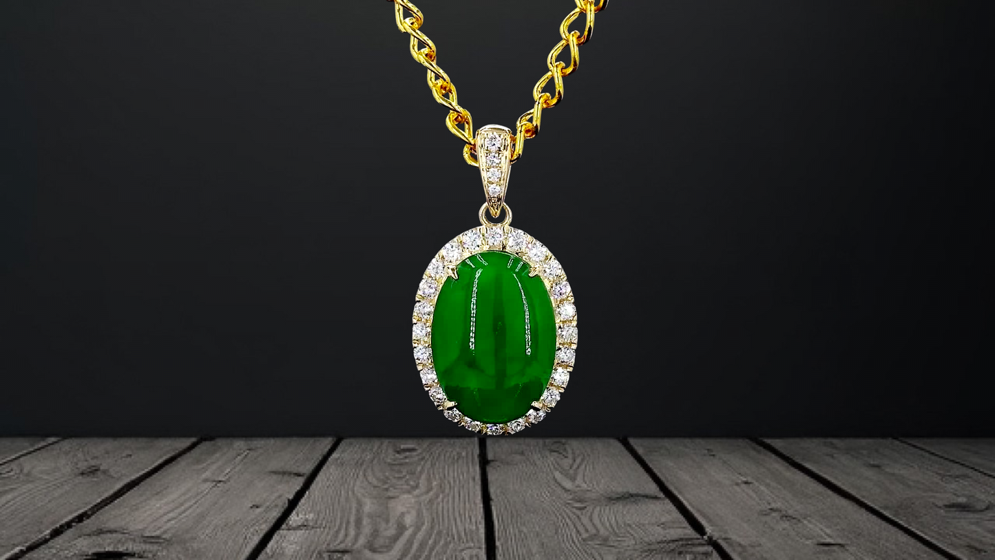 Toyoake MADE IN JAPAN 5.05 cts. Certified Bright Imperial Green Burmese A-Jadeite Pendant (with 18K Yellow Gold and White Diamonds)