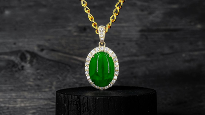 Toyoake MADE IN JAPAN 5.05 cts. Certified Bright Imperial Green Burmese A-Jadeite Pendant (with 18K Yellow Gold and White Diamonds)