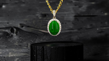 Toyoake MADE IN JAPAN 5.05 cts. Certified Bright Imperial Green Burmese A-Jadeite Pendant (with 18K Yellow Gold and White Diamonds)