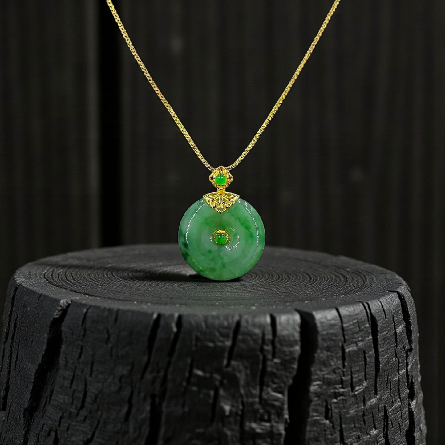 Emperors' Round Burmese A-Jadeite 19.50 mm Donut Pendant (with 18K Yellow Gold) - Certified - V10