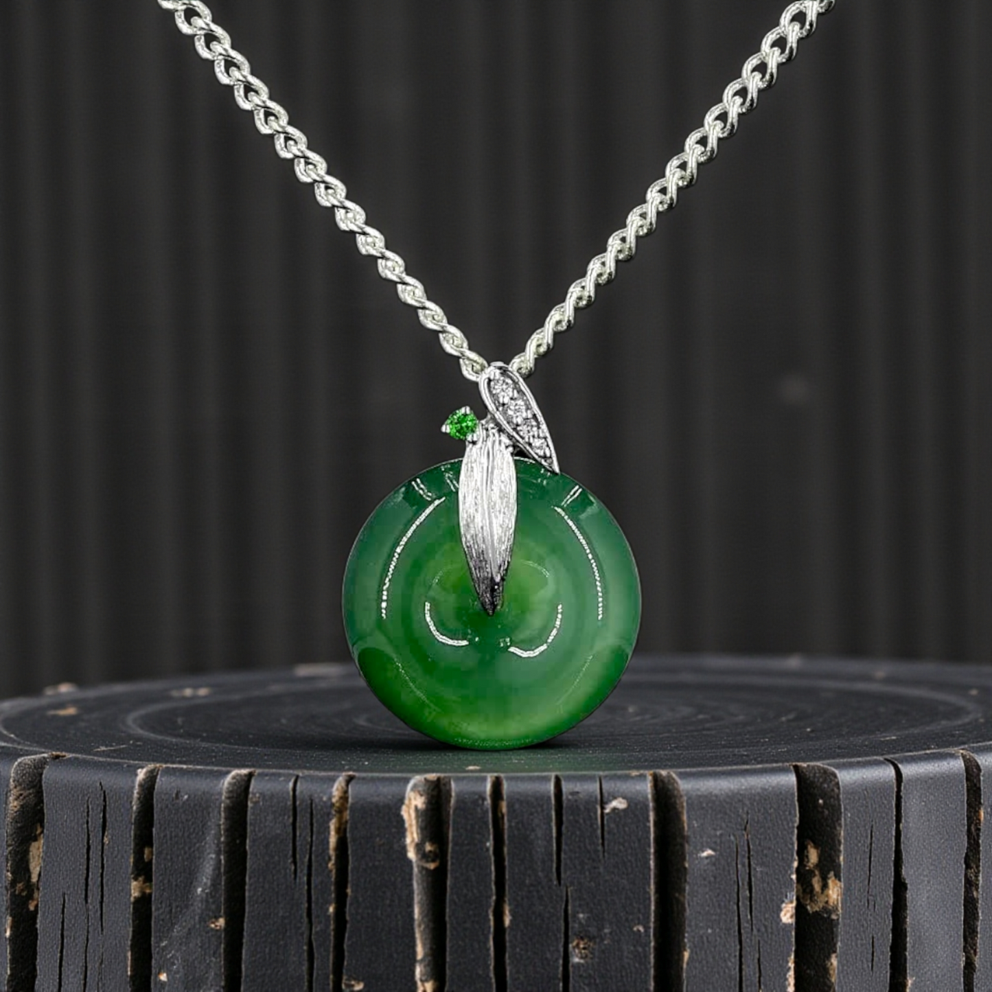 Niseko Round Burmese A-Jadeite 15.00 mm Donut Charm Pendant (with 18K White Gold and White Diamonds) - Certified