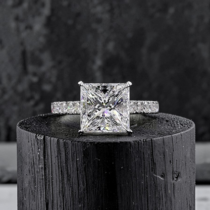 Ohime 4.01 cts. Natural Princess-Cut E i1 Diamond Cocktail Ring with Round White VVS Diamonds and 18K White Gold - GIA Certified-R10