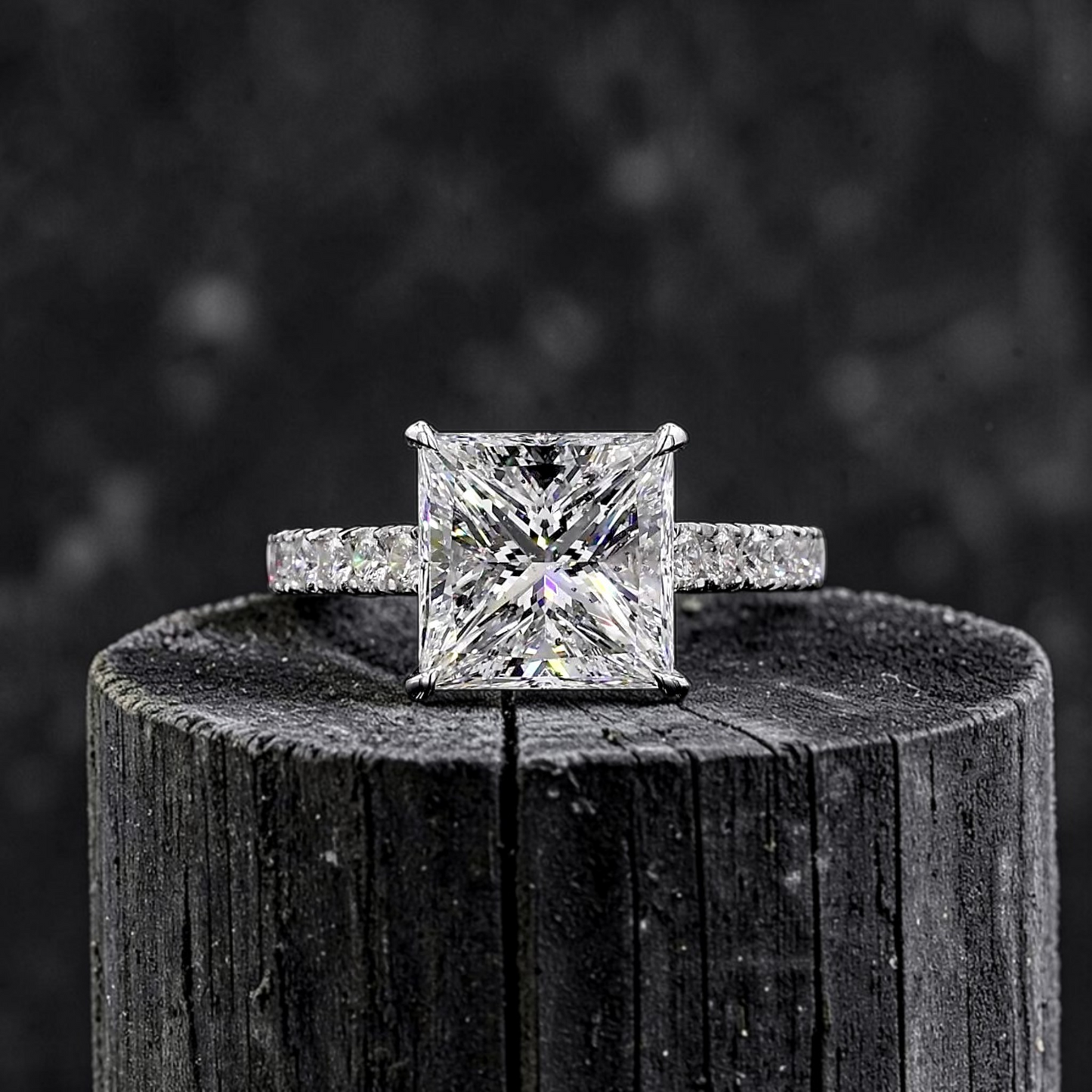 Ohime 4.01 cts. Natural Princess-Cut E i1 Diamond Cocktail Ring with Round White VVS Diamonds and 18K White Gold - GIA Certified-R10