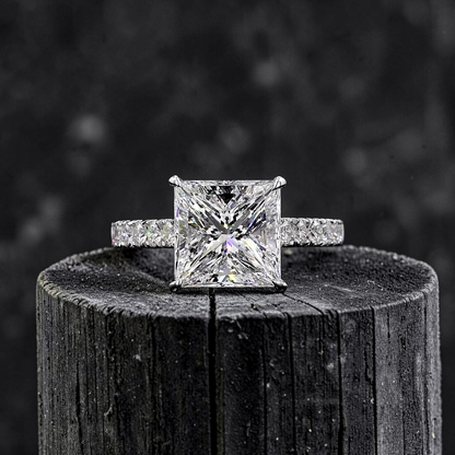 Ohime 4.01 cts. Natural Princess-Cut E i1 Diamond Cocktail Ring with Round White VVS Diamonds and 18K White Gold - GIA Certified-R10