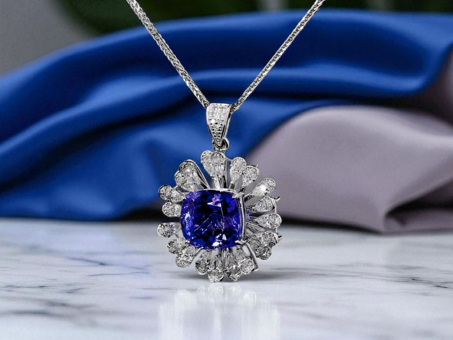 Teramo (4.94 cts.) Tanzanite and Natural Diamonds Pendant (with 18K White Gold)  - P3045