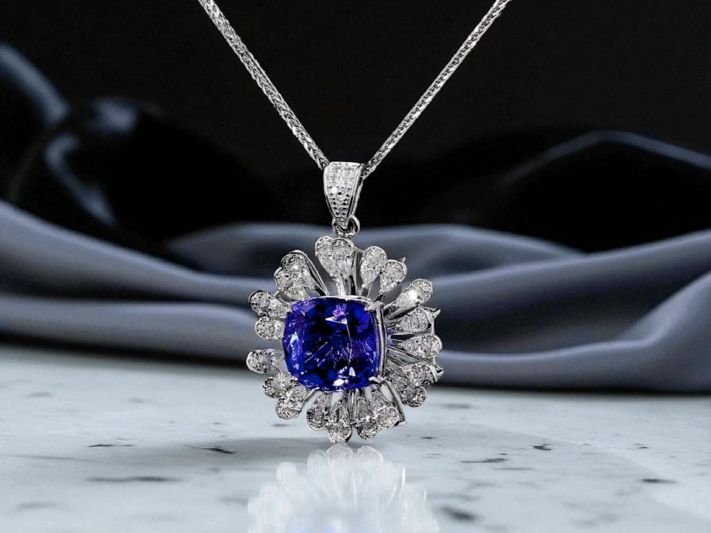 Teramo (4.94 cts.) Tanzanite and Natural Diamonds Pendant (with 18K White Gold)  - P3045