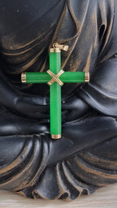 Xi'an Tai Jade Cross Pendant (with 14K Gold)