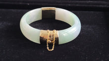 画像をギャラリービューアに読み込む, Viceroy&#39;s Elliptical Burmese Jade Bangle Bracelet (with 14K Gold)