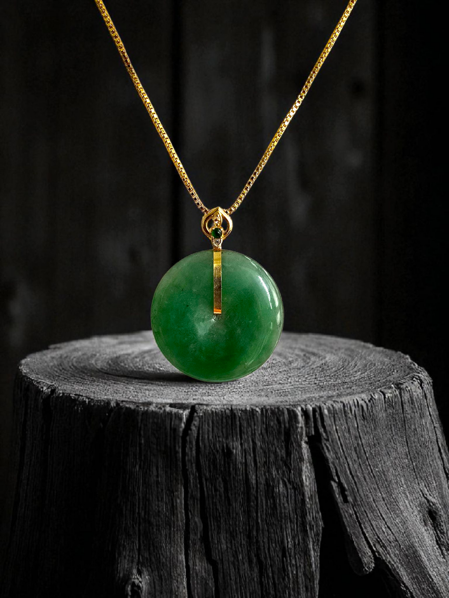 Cheung's Round Donut Burmese A-Jade 22.50 mm Pendant (with 18K Yellow Gold) - HKJSL Certified V2