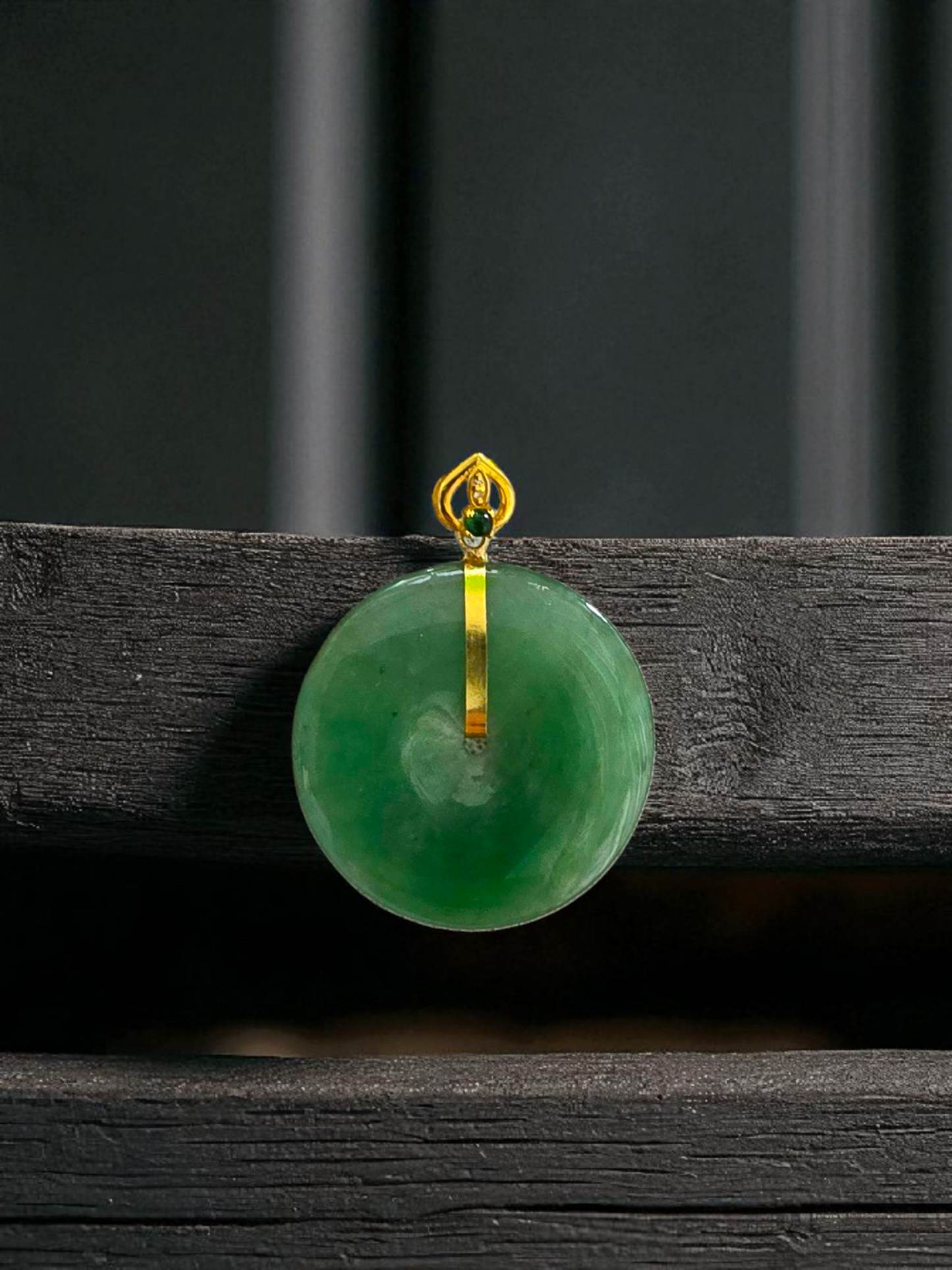 Cheung's Round Donut Burmese A-Jade 22.50 mm Pendant (with 18K Yellow Gold) - HKJSL Certified V2