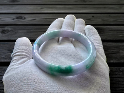 Earth's (MADE IN JAPAN) Burmese Green and Lavender A-Jade Round Bangle Bracelet - Certified 08831