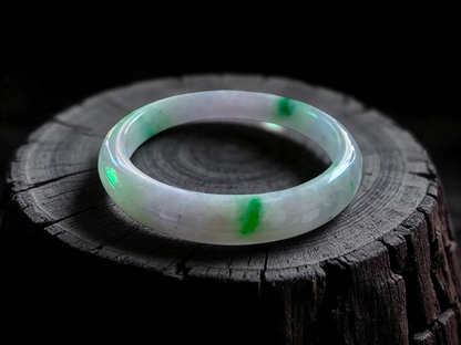 Earth's (MADE IN JAPAN) Burmese Green and Lavender A-Jade Round Bangle Bracelet - Certified 08832