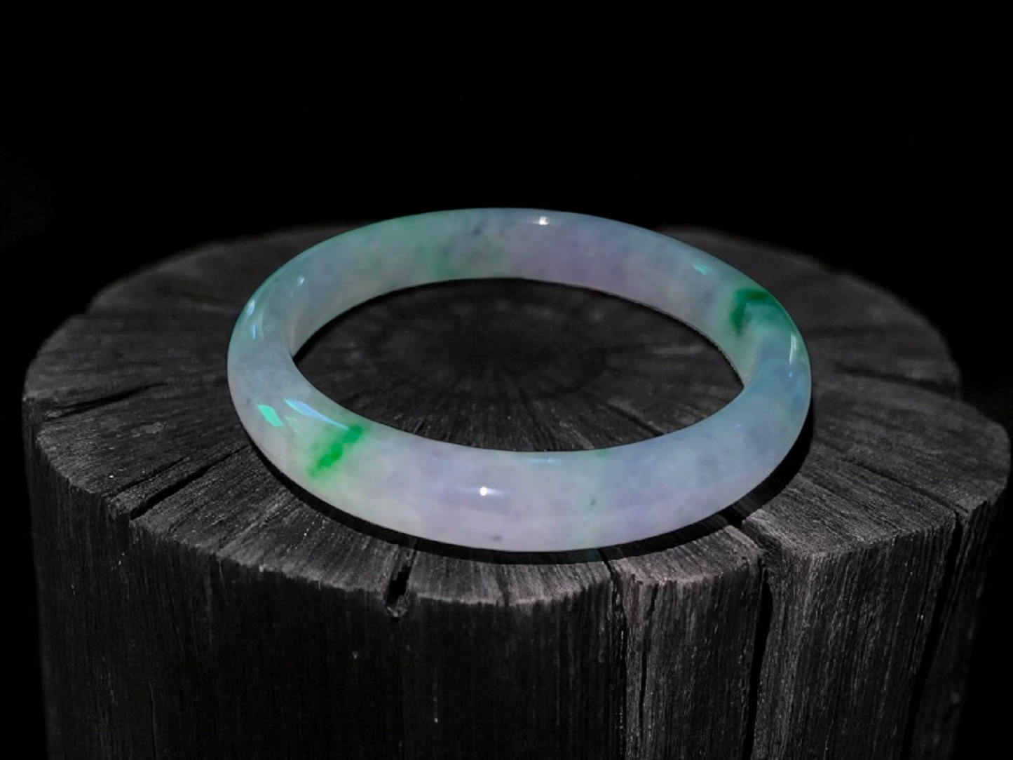 Earth's (MADE IN JAPAN) Burmese Green and Lavender A-Jade Round Bangle Bracelet - Certified 08832