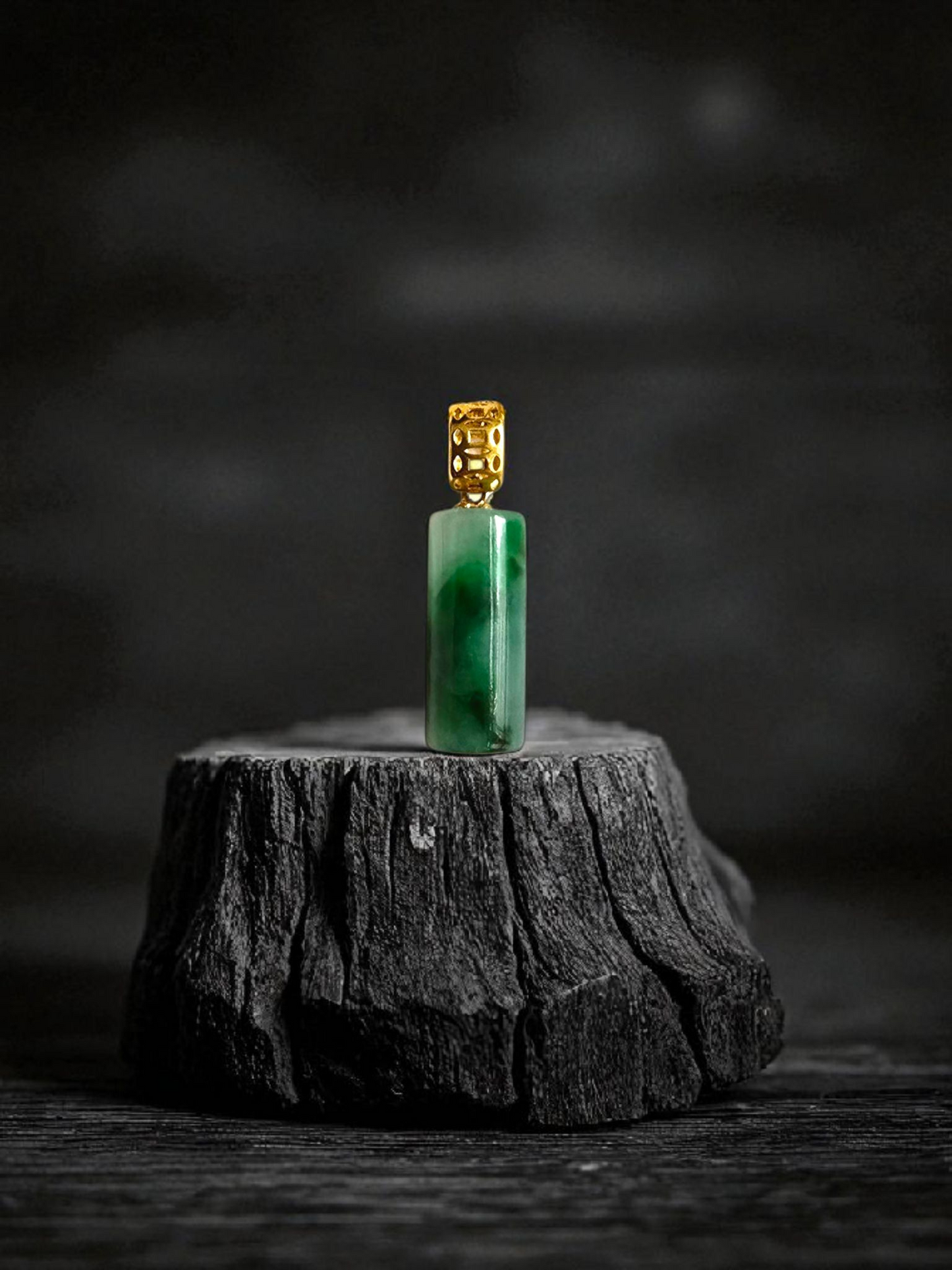 Hokkaido (MADE IN JAPAN) Tube Burmese A-Jadeite Charm Pendant (with 18K Yellow Gold) - Certified - V1
