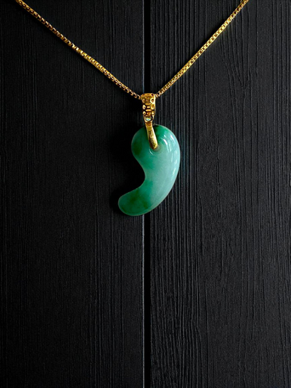 Ginza Magatama (MADE IN JAPAN) Burmese A-Jadeite Charm Pendant (with 18K Yellow Gold) - Certified - V1