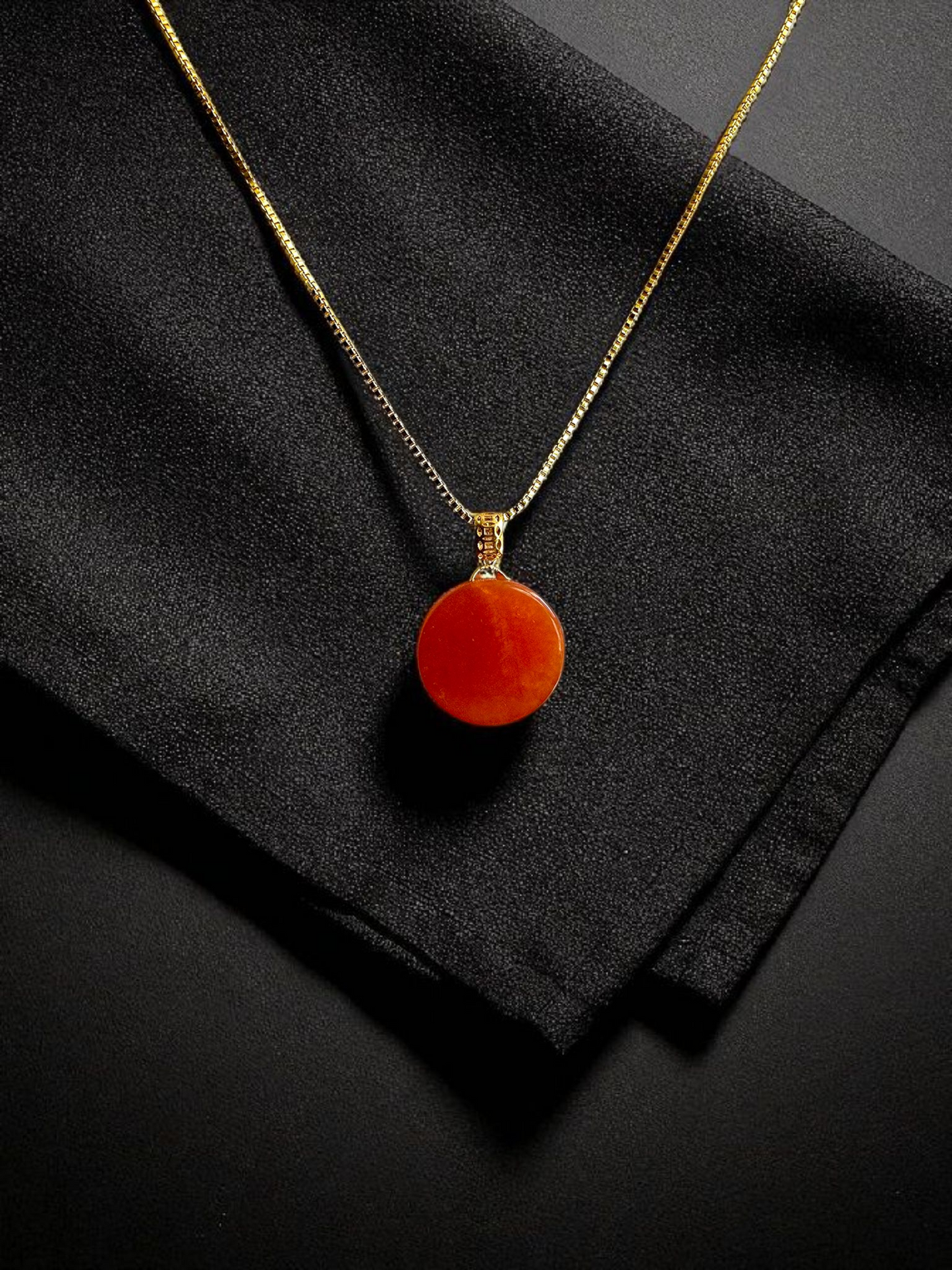 Aka Fuji Disc (MADE IN JAPAN) Burmese Red A-Jadeite Charm Pendant (with 18K Yellow Gold) - Certified