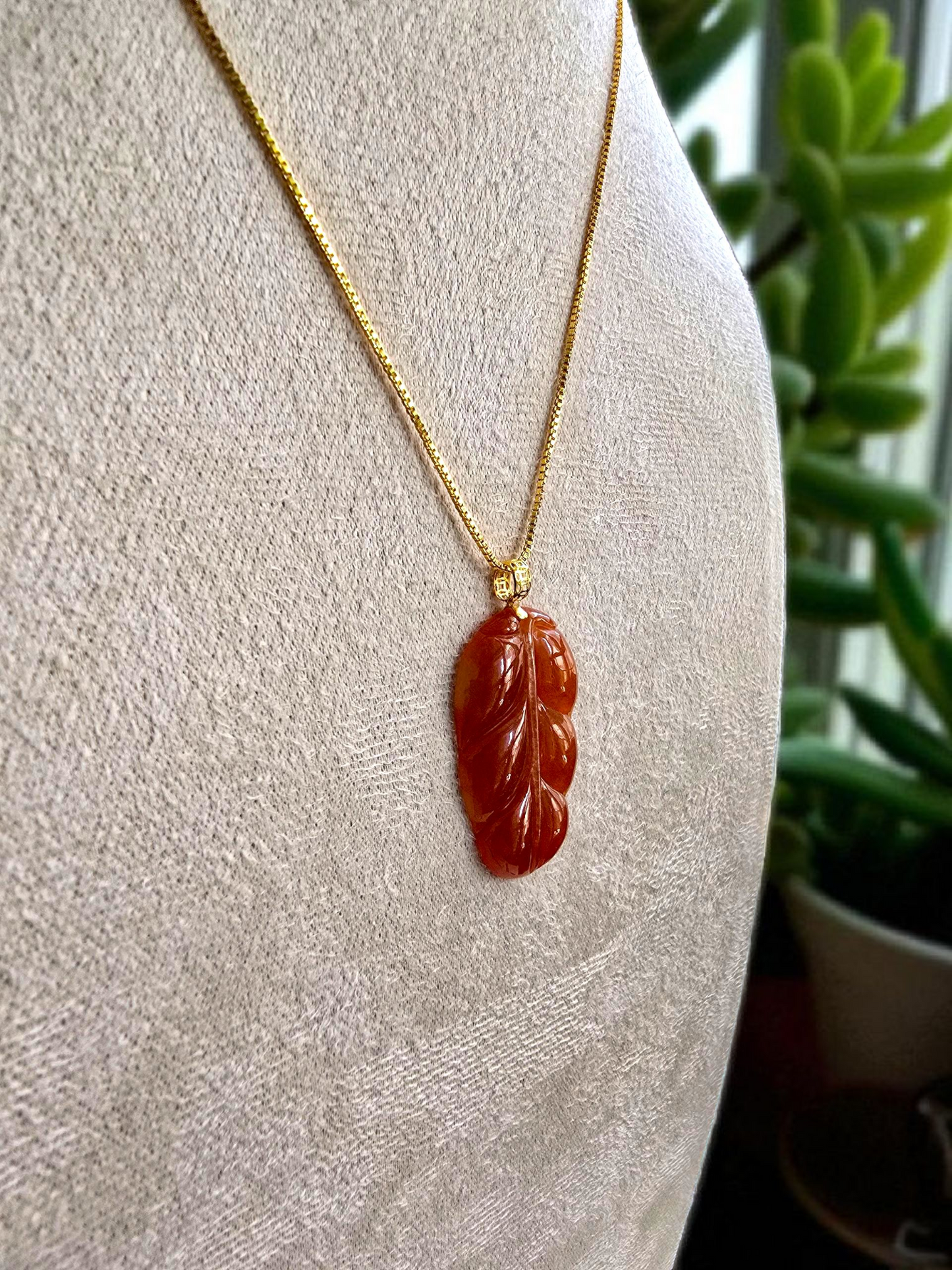 Aka Fuji Leaf (MADE IN JAPAN) Burmese Red A-Jadeite Charm Pendant (with 18K Yellow Gold) - Certified