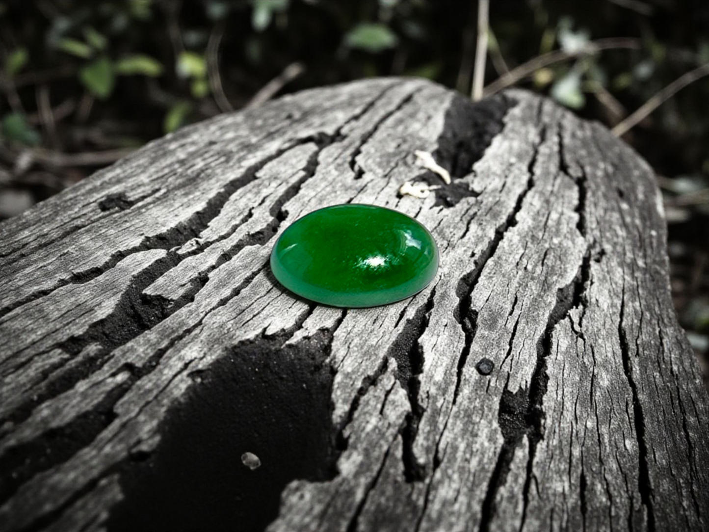 Certified MADE IN JAPAN 3.22 cts. Bright Green Burmese A-Jadeite Oval Cabochon Loose Stone LS17