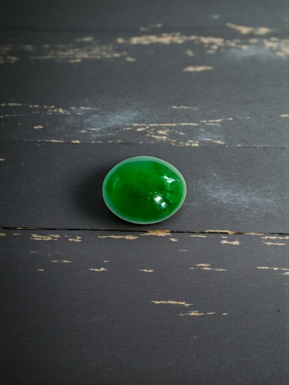 Certified MADE IN JAPAN 3.22 cts. Bright Green Burmese A-Jadeite Oval Cabochon Loose Stone LS17