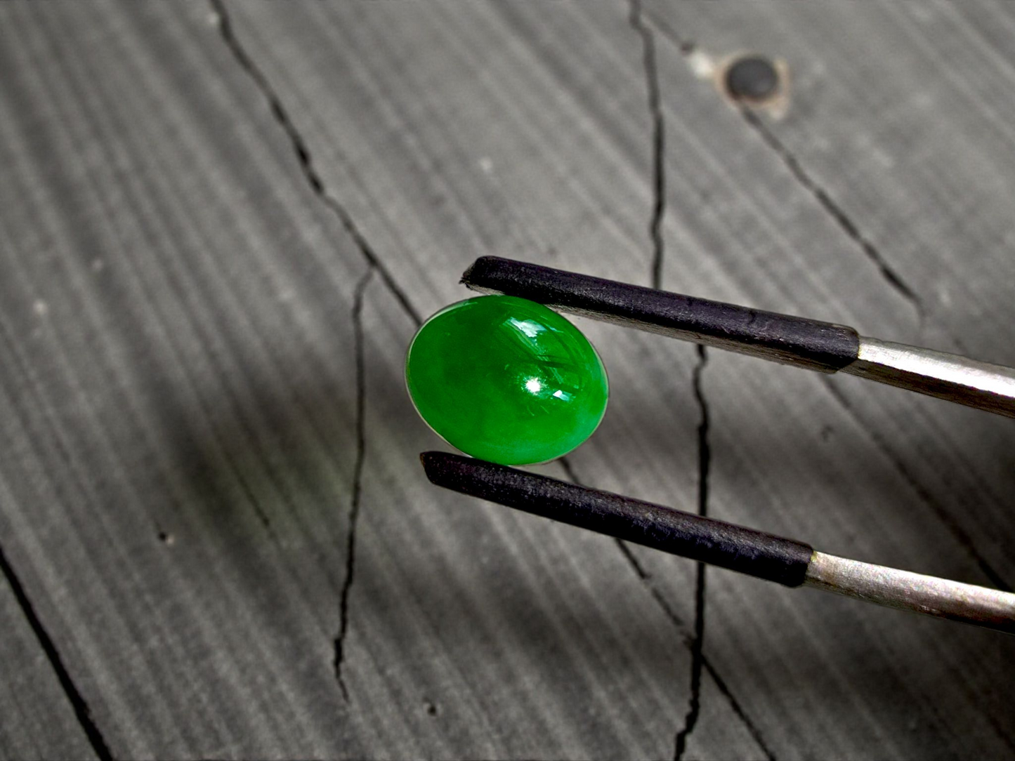 Certified MADE IN JAPAN 3.22 cts. Bright Green Burmese A-Jadeite Oval Cabochon Loose Stone LS17