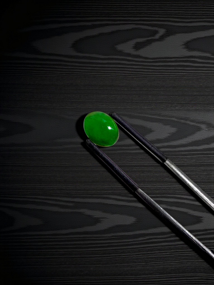 Certified MADE IN JAPAN 3.09 cts. Bright Green Burmese A-Jadeite Oval Cabochon Loose Stone LS18