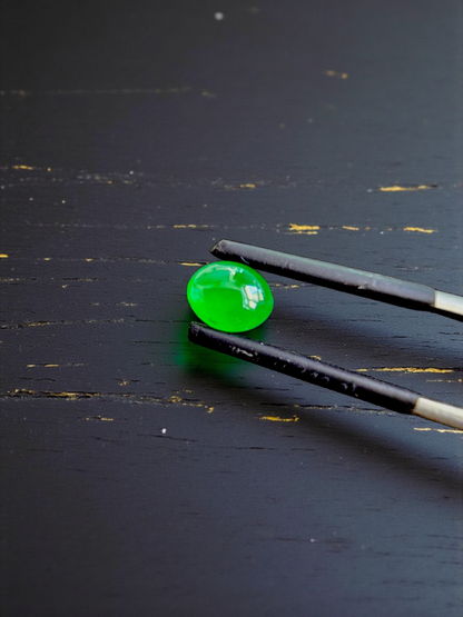 Certified MADE IN JAPAN 1.16 cts. Bright Green Burmese A-Jadeite Oval Cabochon Loose Stone LS21