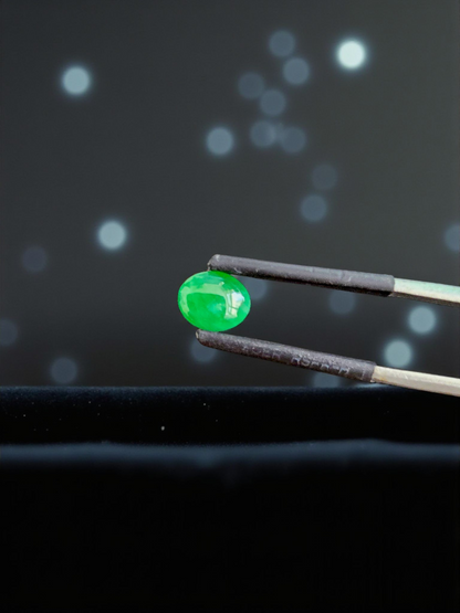 Certified MADE IN JAPAN 1.05 cts. Bright Green Burmese A-Jadeite Oval Cabochon Loose Stone LS22