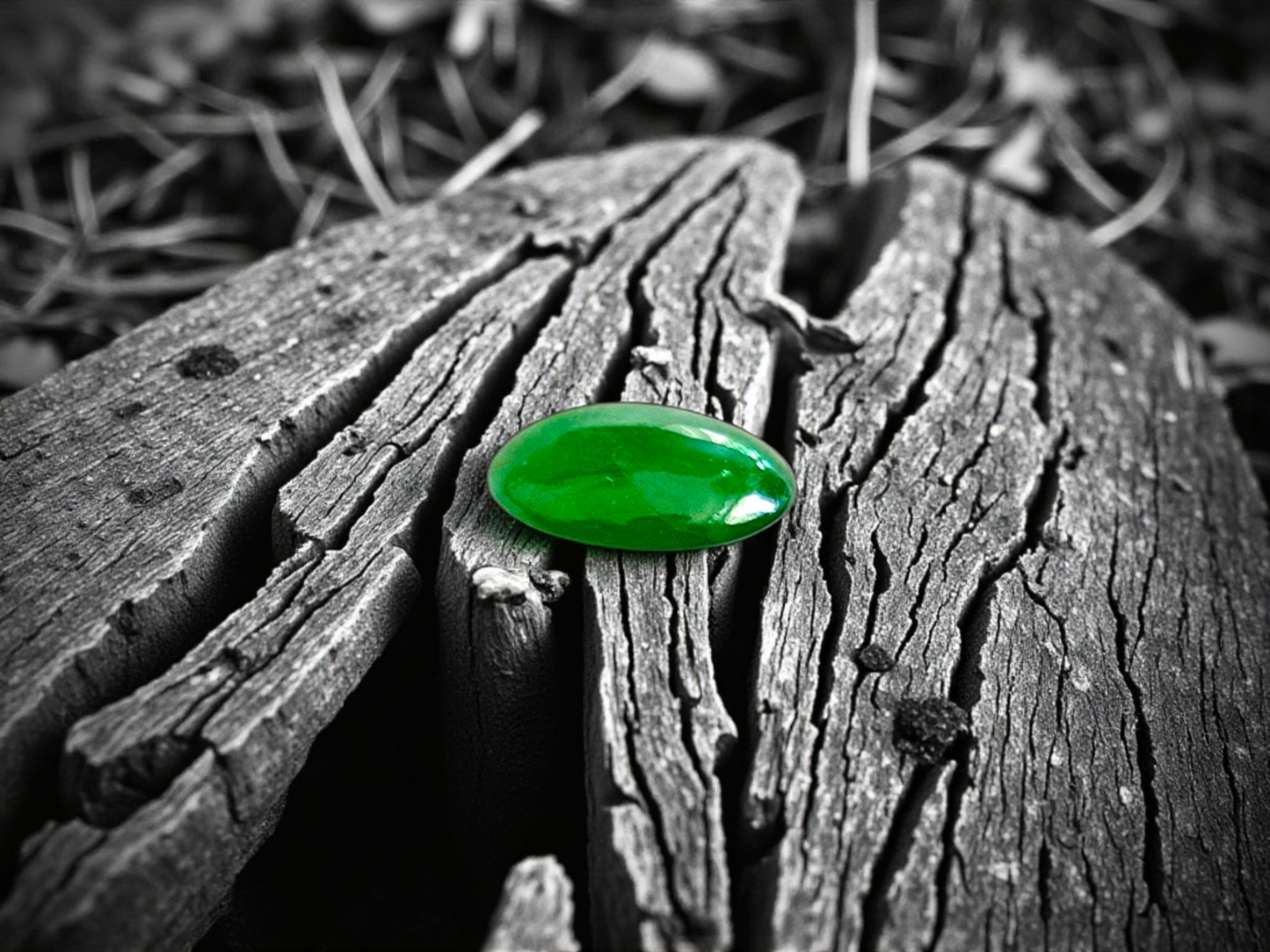 Certified MADE IN JAPAN 1.05 cts. Bright Green Burmese A-Jadeite Oval Cabochon Loose Stone LS22
