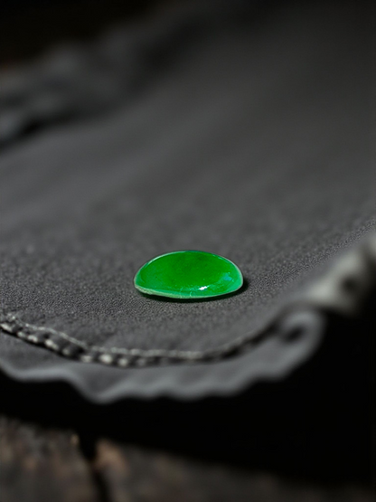 Certified MADE IN JAPAN 1.74 cts. Bright Green Burmese A-Jadeite Oval Cabochon Loose Stone LS23