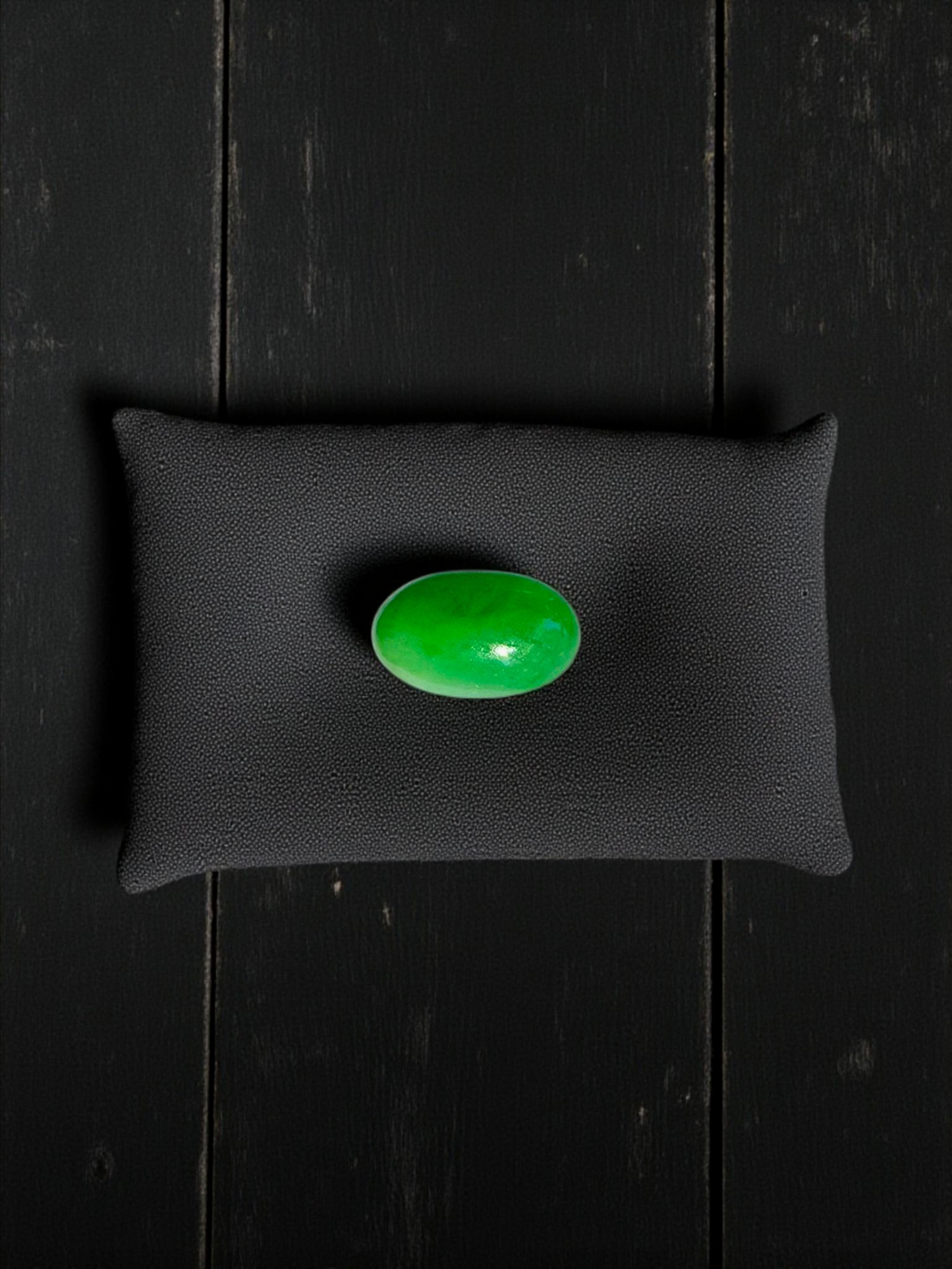 Certified MADE IN JAPAN 1.74 cts. Bright Green Burmese A-Jadeite Oval Cabochon Loose Stone LS23