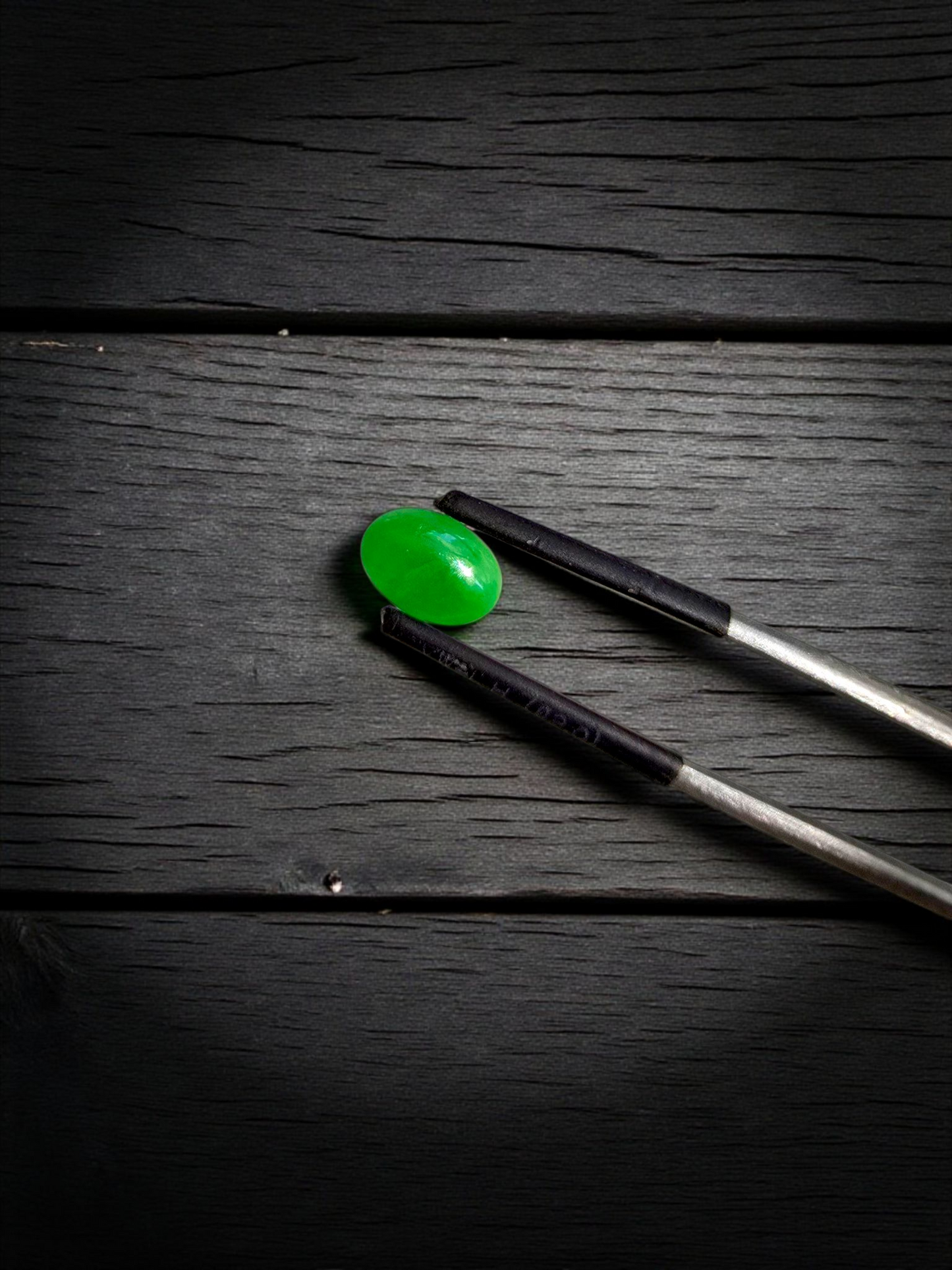 Certified MADE IN JAPAN 1.74 cts. Bright Green Burmese A-Jadeite Oval Cabochon Loose Stone LS23