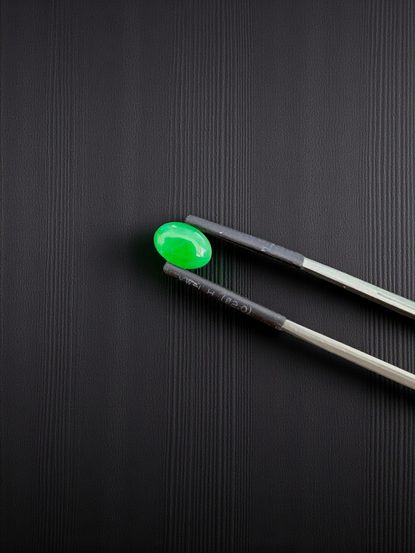 Certified MADE IN JAPAN 1.74 cts. Bright Green Burmese A-Jadeite Oval Cabochon Loose Stone LS23