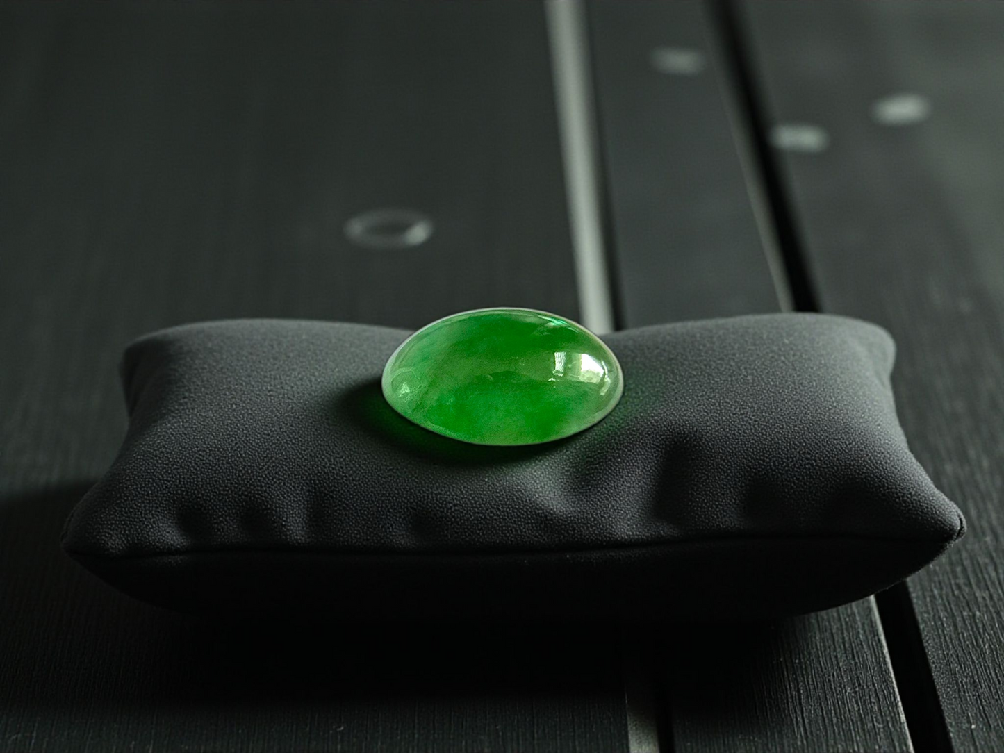Certified MADE IN JAPAN 3.22 cts. Bright Green Burmese A-Jadeite Oval Cabochon Loose Stone LS24