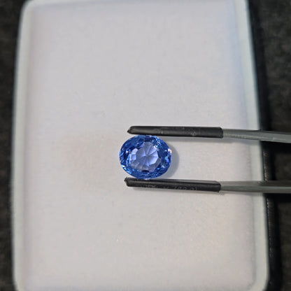 GIA Certified 5.60 cts. No Heat Blue Sapphire (Sri Lankan/Ceylon) Loupe Clean Loose Stone LS25