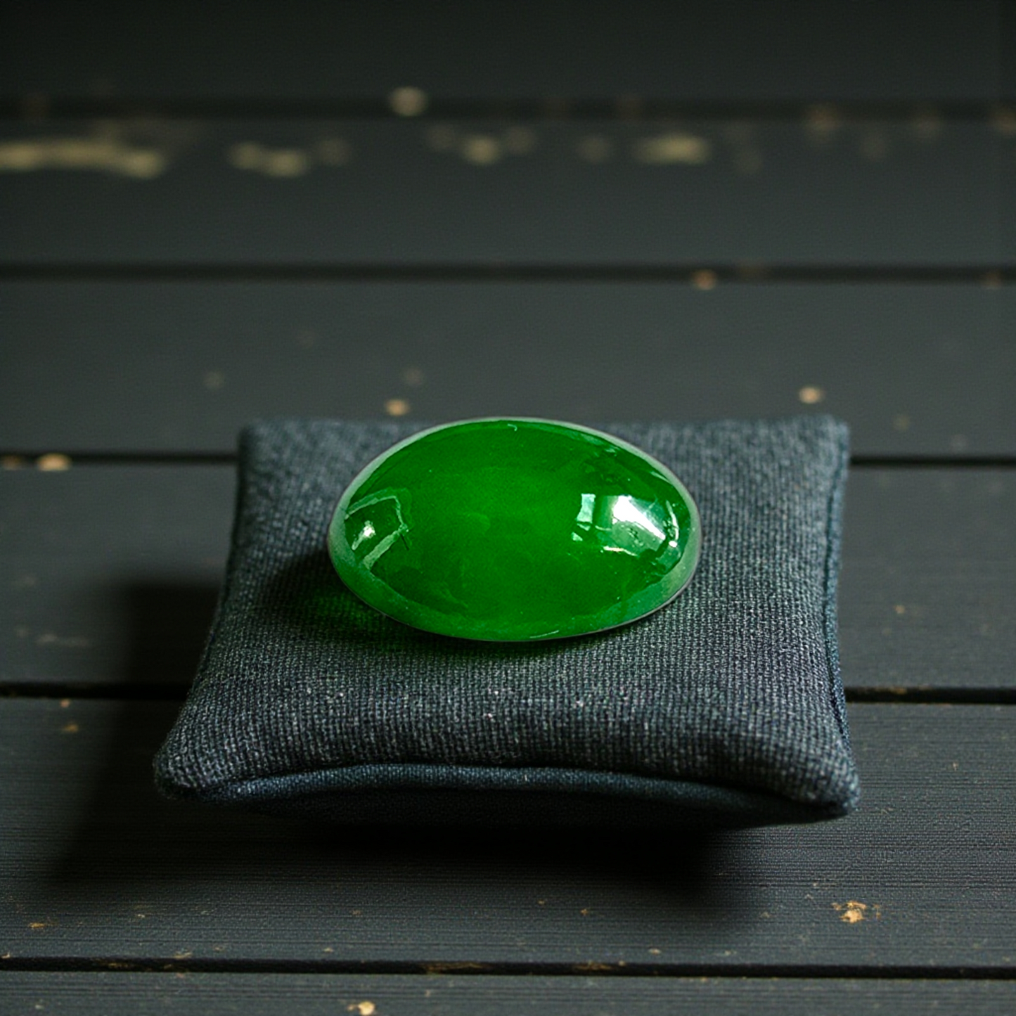 Certified MADE IN JAPAN 1.175 cts. Bright Imperial Green Burmese A-Jadeite Oval Cabochon Loose Stone LS28