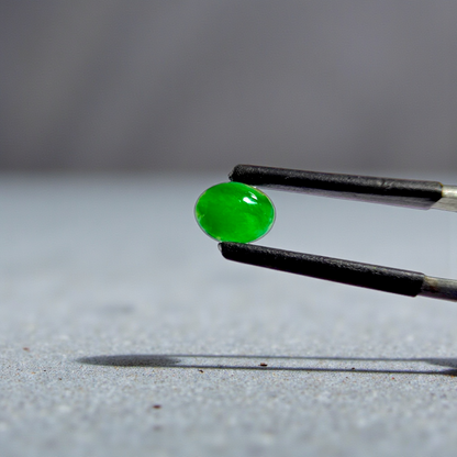 Certified MADE IN JAPAN 1.175 cts. Bright Imperial Green Burmese A-Jadeite Oval Cabochon Loose Stone LS28