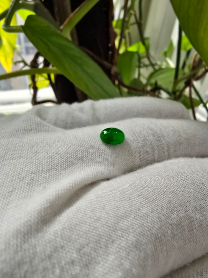 Certified MADE IN JAPAN 1.175 cts. Bright Imperial Green Burmese A-Jadeite Oval Cabochon Loose Stone LS28