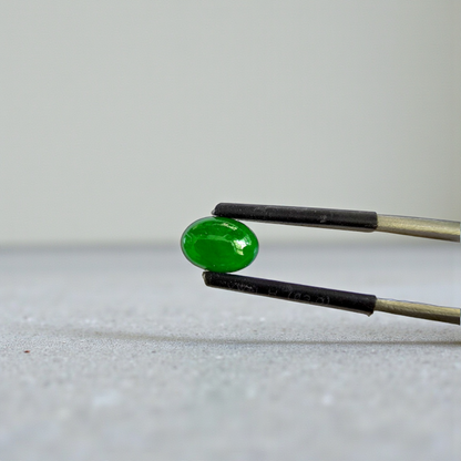 Certified MADE IN JAPAN 1.538 cts. Deep Imperial Green Burmese A-Jadeite Oval Cabochon Loose Stone LS29