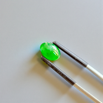 Certified MADE IN JAPAN 2.192 cts. Bright Imperial Green Burmese A-Jadeite Oval Cabochon Loose Stone LS30