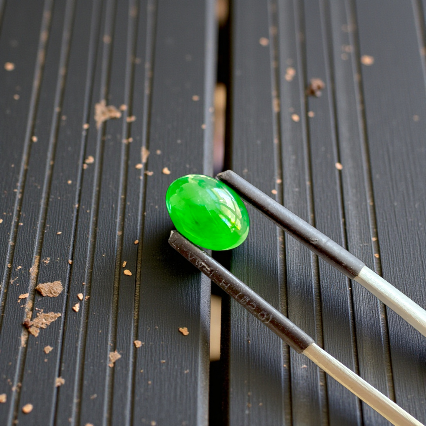 Certified MADE IN JAPAN 2.192 cts. Bright Imperial Green Burmese A-Jadeite Oval Cabochon Loose Stone LS30